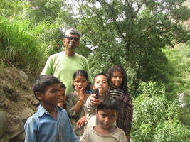 i8397w_am-w-sungarh-kids_vikram-anil-pappu-girls