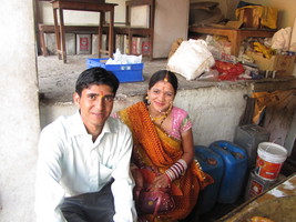 i9048w_newly-married-couple-going-to-bhatronj-khan_ganiatoli-sweets-shop