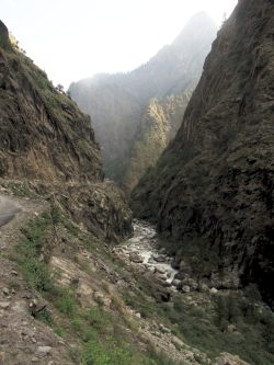 i9453w_alaknanda-gorge