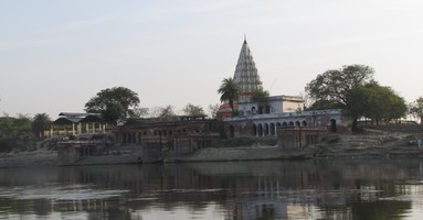 i6442b_shiv-temple-shmashan-ghat