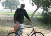 Amit Mukerjee with 24 year old
Nishiki Pueblo: click to
enlarge